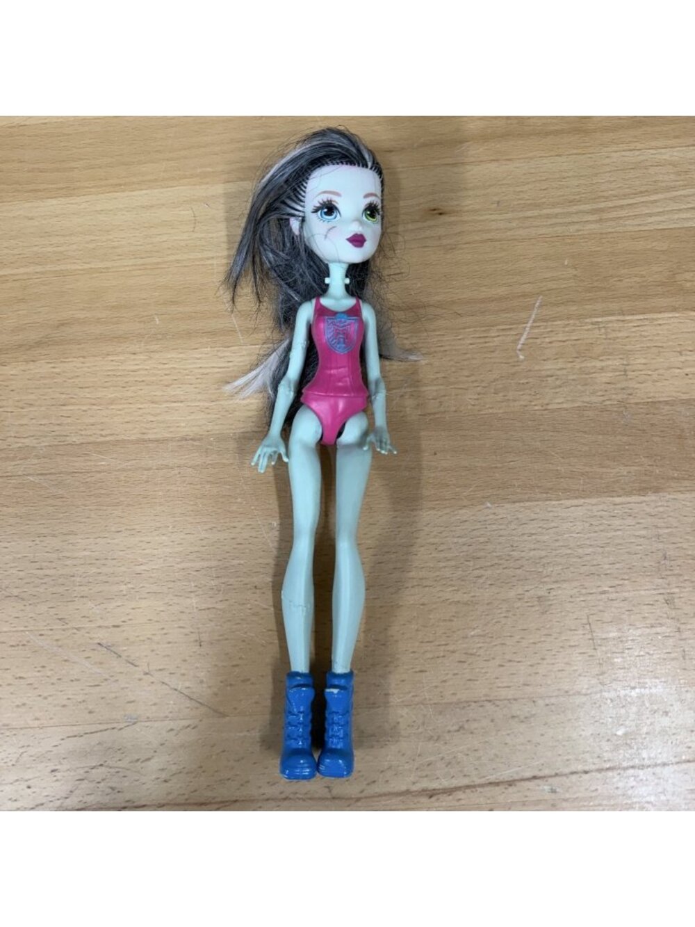 2015 Mattel Monster High Frankie Stein Cheerleader Doll High Ghoul Spirit